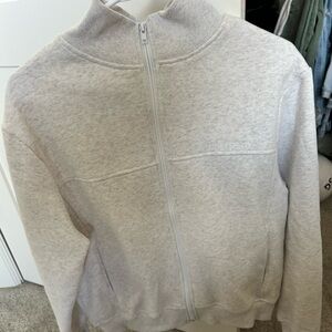 White fox zip up sweatshirt size xs/s